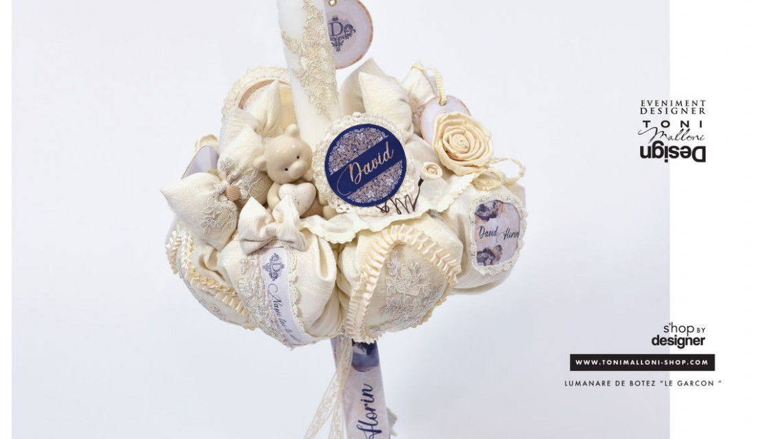 Lumanare de botez cu  ursuleti, dantela ivory, accente gold si bleumarin 14